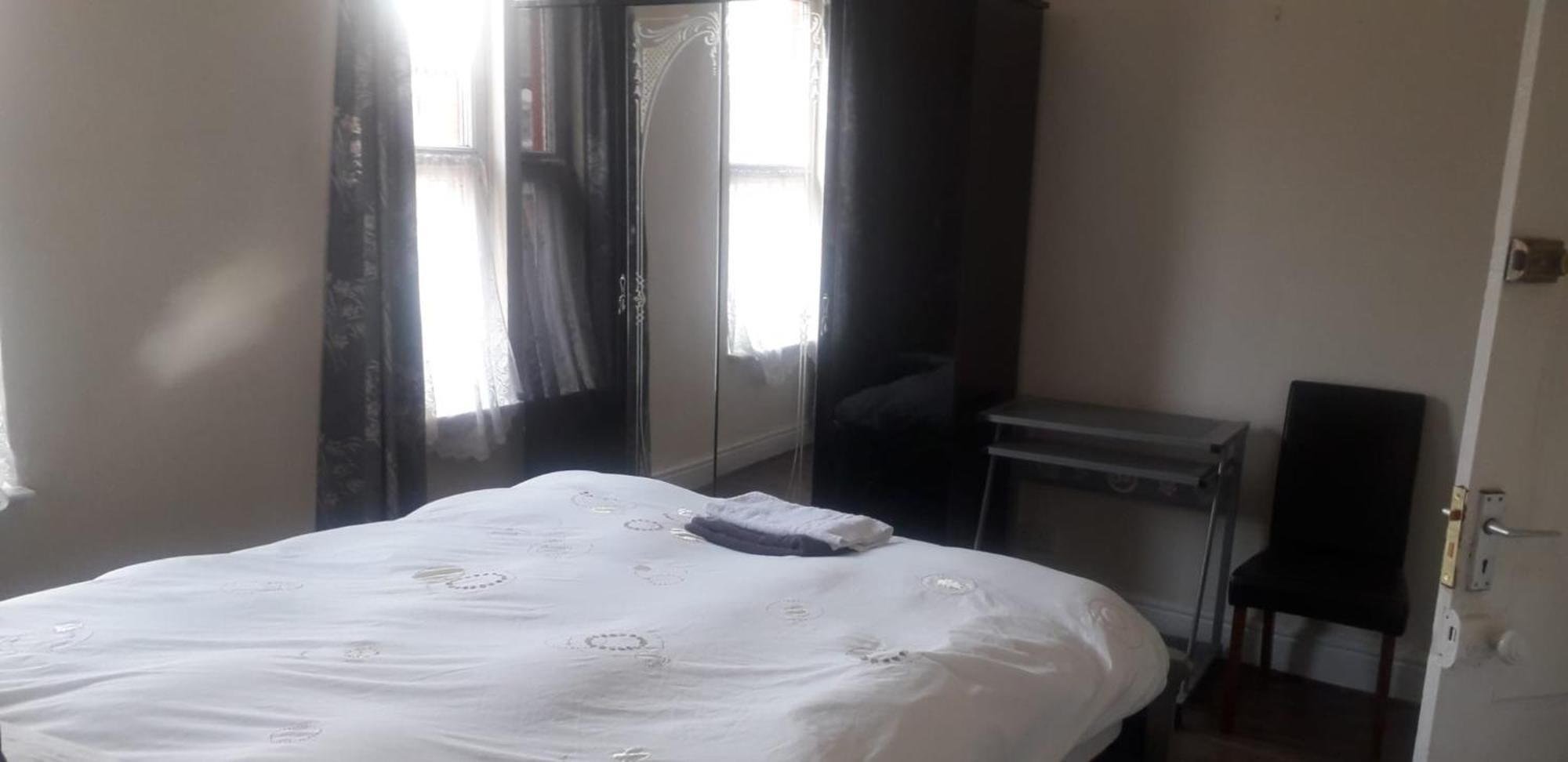 Bright Home Guest House Manchester Ngoại thất bức ảnh
